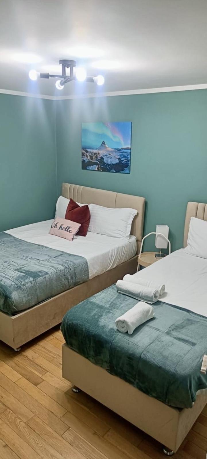 Deluxe Apartment - 1 Min Away From Camden Market And Station Лондон Экстерьер фото